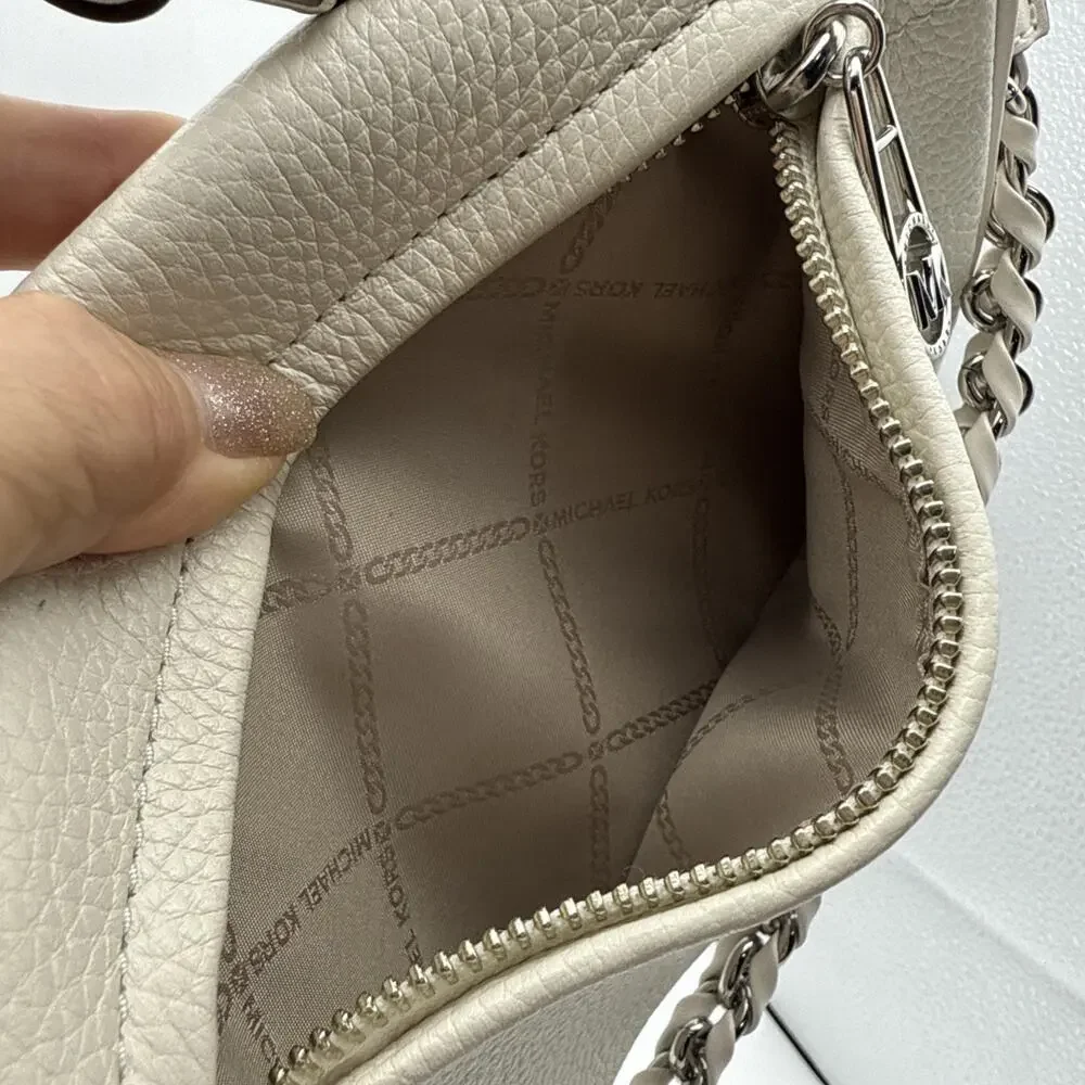 Michael Kors Slater XS Optic White Pebbled Leather Sling Pack Messenger Bag⬇️